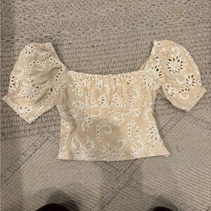 Astr the Label Puff Sleeve Crop Top